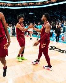 NBA騎士險勝黃蜂　豪取13連勝