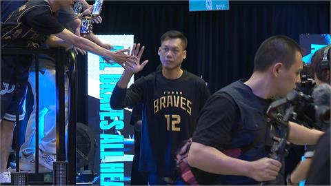 林志傑引退賽吸上萬粉絲到場　周邊商品熱賣500萬