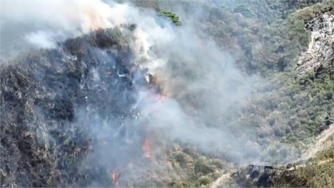陽明山驚傳火燒山面積50公頃！　空總出動滅火　疑是「這東西」釀禍