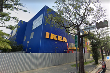 快新聞／「台中米娜」入侵IKEA裸拍 幕後拍攝者找到了！ 