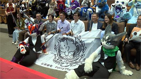 300隻毛毛獸人現蹤總圖　陳其邁：明年也要扮一隻