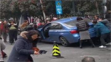 台灣旅行團上海發生翻車意外！釀1死9傷
