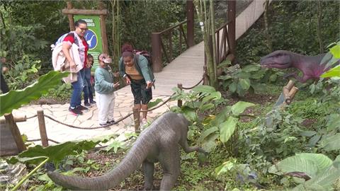 全球最大！巴西「恐龍主題樂園」　斥巨資依實際尺寸打造４０隻恐龍