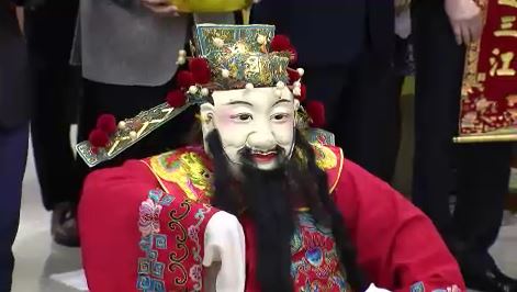 休市長達11天　該抱股過年嗎？
