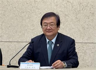 突襲急診挨轟「作秀」   邱泰源：一通電話就知狀況！去是讓他們吐苦水