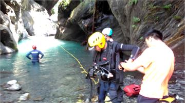 屏東神山瀑布溺水意外 20歲男子送醫搶救