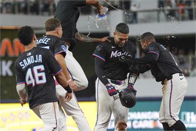 MLB(影)／洋基球衣不好穿！開箱三牛棚大爆炸單場防禦率慘不忍睹　盜壘王也出包