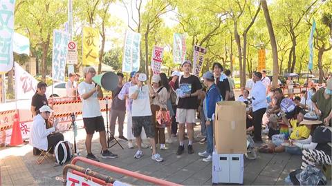 小草喊「開戰投誠解放軍」慘了！王浩宇曝「超嚴重下場」恐涉重罪：要去檢舉