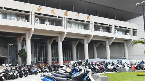 又暴虐童！彰化女慶生無視「男子狂甩孩童巴掌」　社會處回應了
