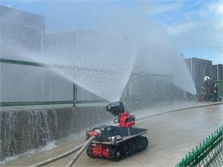 大園消防分隊前進大同電纜廠區 舉辦鋰電池火災搶救演練