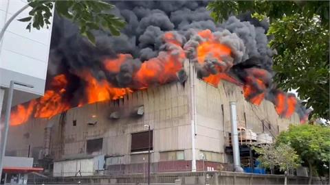 新竹互力精密化學大火！「矽橡膠大量燃燒」黑油噴濺