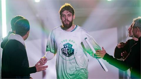 PLG(影)／死者甦醒！洋基工程「翻開魔法卡」召喚回柯瓦隆　重新加盟藏暖心故事