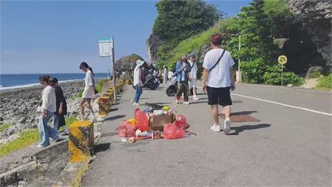 國慶連假湧2萬人潮！　小琉球淪垃圾島　居民怒嗆失格旅人亂象多