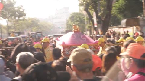 粉紅超跑南下高雄遶境　與三山媽合體寫下歷史性一刻