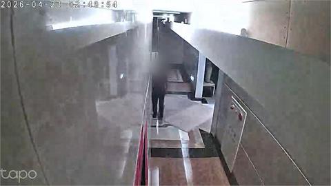 女醉倒遭鄰居拖回家「消失20分鐘」　律師分析如何舉證