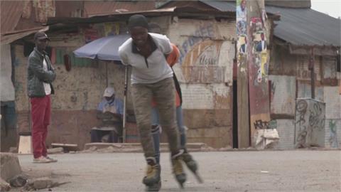 18歲肯亞少女專攻滑輪溜冰　盼離開貧民窟圓夢
