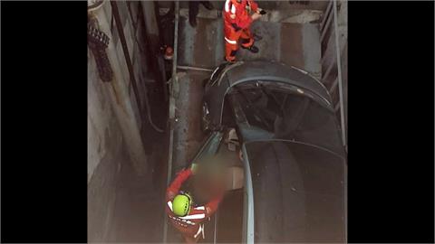 停車驚魂！駕駛開進機械停車塔　下秒墜落地下樓層緊急送醫