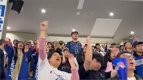 快新聞／國旗、〈台灣尚勇〉出現了！東京巨蛋變主場　震撼畫面曝光