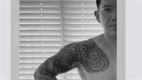 來台1年刺青「海浪」紀念　杜汶澤：我是港裔台灣人