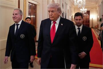 中國施壓伊朗開放荷莫茲海峽　川普樂觀看待油價：就讓它漲