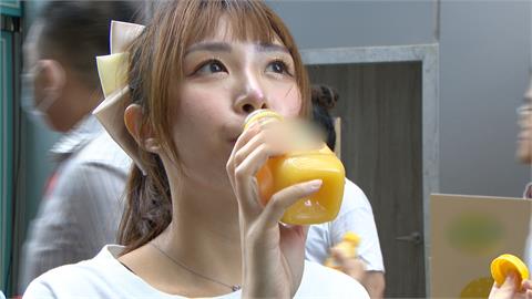 果汁品牌響應世界水果日　舉辦「快閃」活動街頭送果汁