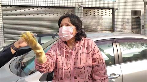 「素人媽媽」爭議不斷　大年初七反覆丟板車、撕春聯嚇壞鄰居