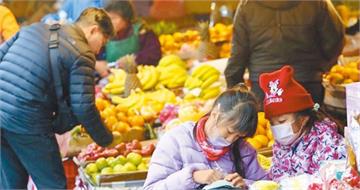 弱弱相殘1/黑幫鎖定弱勢下手!業務員也是拒保族 警衝醫院找被害人