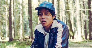 陰問錫《希望：末日血戰》變臉扮醜認不出　被讚「比外星人更像外星人」