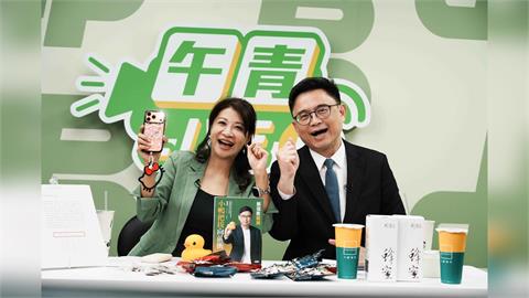 快新聞／高雄轉型關鍵！「一機場三中心六支箭」　賴瑞隆喊：AI、半導體全面啟動