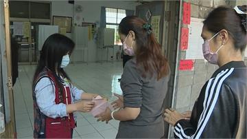 選舉史上頭一回！屏東村長補選戴口罩、量額溫才能投票