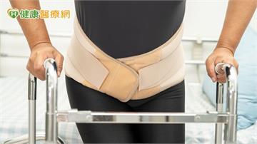 走不動不是老化！婦人膝痛無力　一查竟是罕見肝樣癌