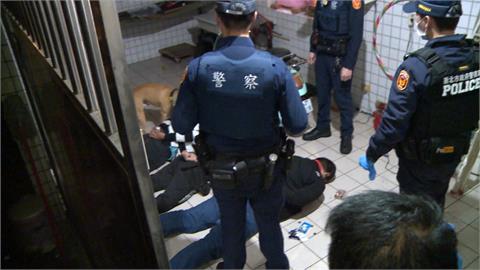 警攻堅查毒窟　逮8人搜出海洛因、毒品吸食器