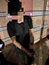 電纜竊嫌躲進校園！　警當場抓現行犯上演百米障礙賽