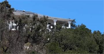 94歲老翁陳屍山頂豪宅！監視器拍下「枕頭奪命」畫面　女婿崩潰認：我受夠照顧他了