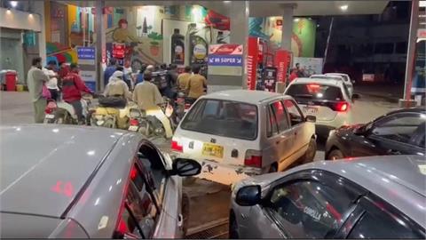 中東戰火持續油價飆！　巴基斯坦一夜狂漲逾50%