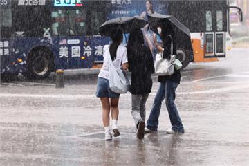 今晚起雨勢增強！基宜北北山區防大雨　90W最快明後天變「杜鵑」