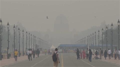 霧茫茫！印度霾害加劇「呼吸困難」　當局降人造雨　挨批「治標不治本」