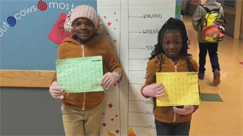 小學校長豪賭！學生成功「解100萬道數學題」　他依約睡屋頂