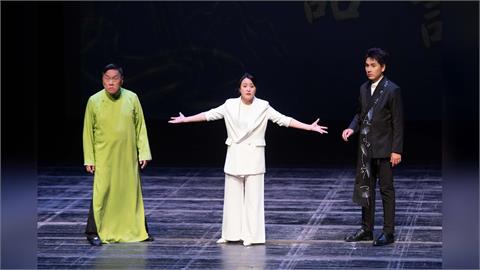 王傳一新竹場提愧對女兒當眾哽咽 女兒台下應援”爸爸加油”