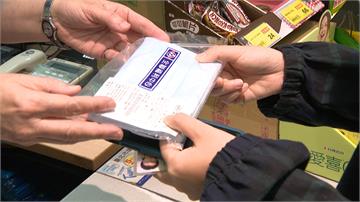 超市也能領口罩！ 民眾：更省時