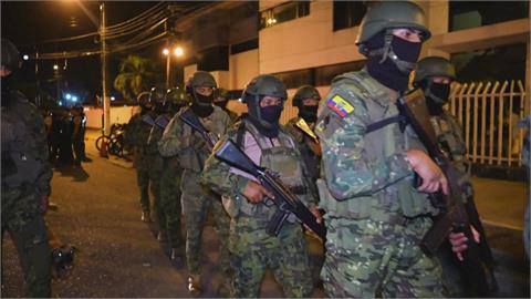 哥倫比亞控厄瓜多轟炸邊境　厄瓜多境內展開大掃毒行動