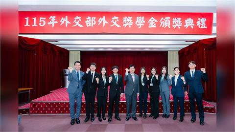 快新聞／2天只睡5小時仍堅守崗位！林佳龍大讚外交新血「韌性滿點」