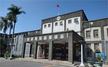 騎士酒駕拒檢逃跑　15分鐘後自摔倒地落網
