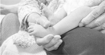 狠母親手溺斃1月大兒子「坦承有殺意」　先生返家崩潰