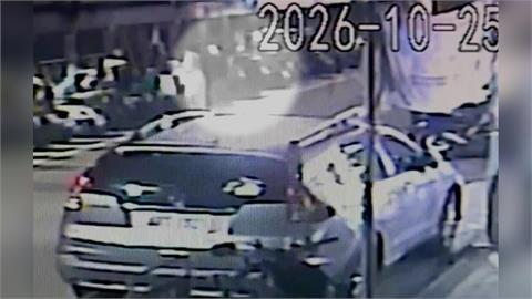 不甘前女友另結新歡? 男子持刀追砍情敵 雙雙掛彩