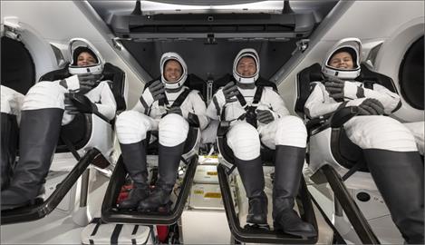 4太空人結束近半年任務返航　台裔林琪兒最想來杯冷飲