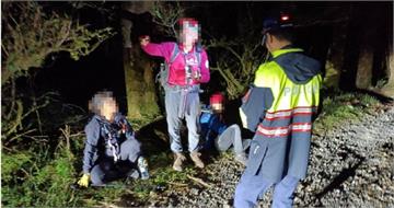 3登山客挑戰巴博庫魯山迷途11小時　警翻陡坡濃霧夜搜驚險救出