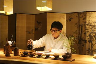 快新聞／不罷不休！知名作詞家林夕也表態了　「台灣等不了3年」