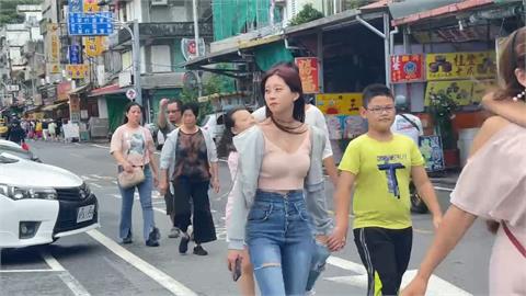 宜蘭南方澳海產店生意少5成　礁溪風雨小、遊客仍逛街