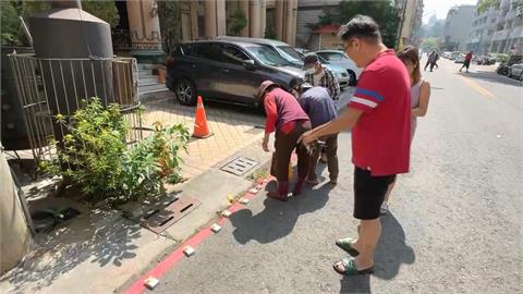 奇觀！高雄修道院發便當　長輩路邊放筷子、樹葉卡位